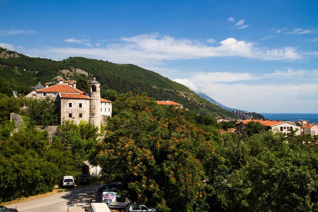 Dom Apartments Budva Bagian luar foto